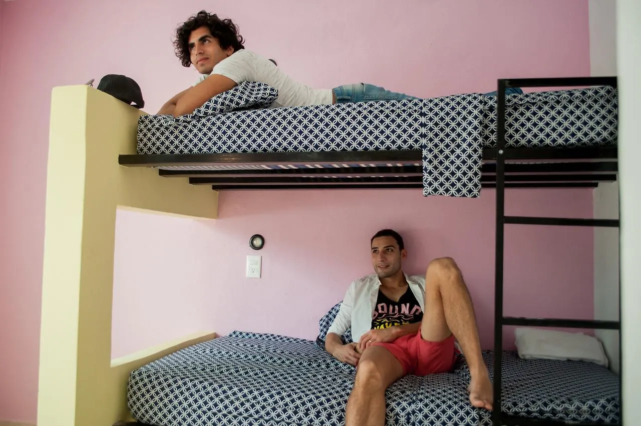 Coco Hostel Канкун Гостевой дом