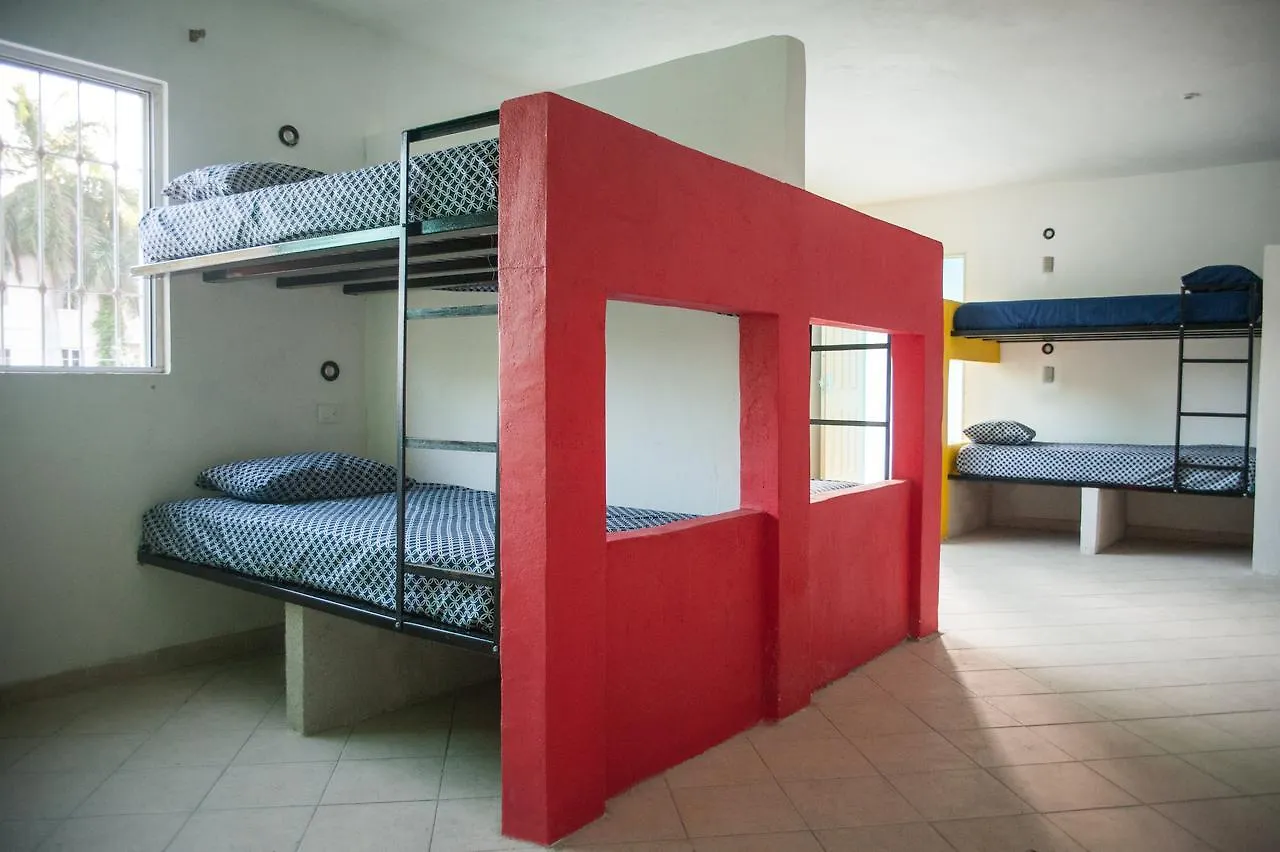 ** Гостевой дом Coco Hostel Канкун Мексика